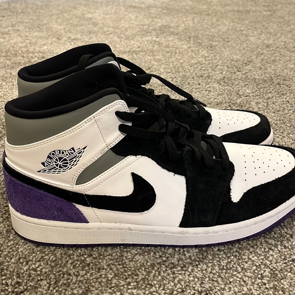 Nike Air Jordan 1 Mid SE